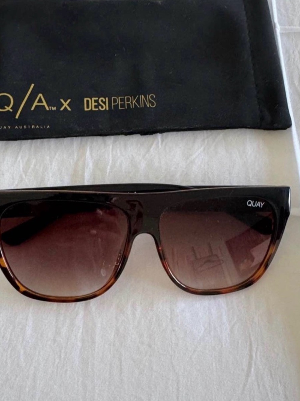 Quay x Desi Perkins Tortoiseshell Sunglasses - Brown Gradient Lenses